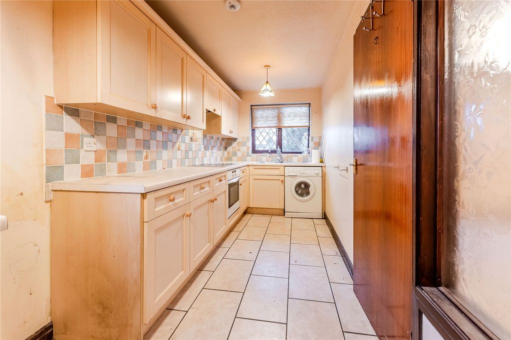 Property photo 2 of 10 Picture No. 05