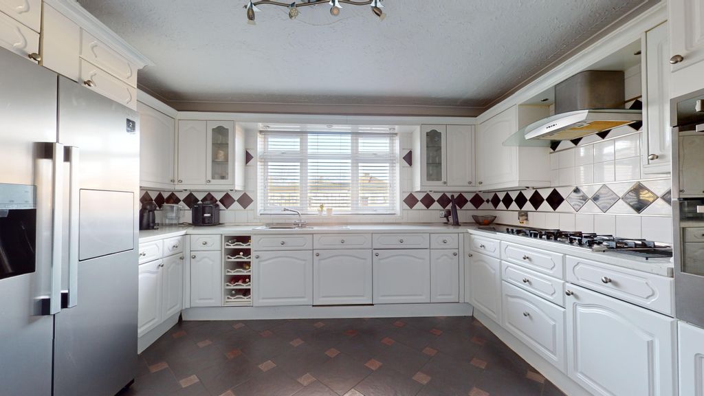 Property photo 3 of 14 Kitchen A