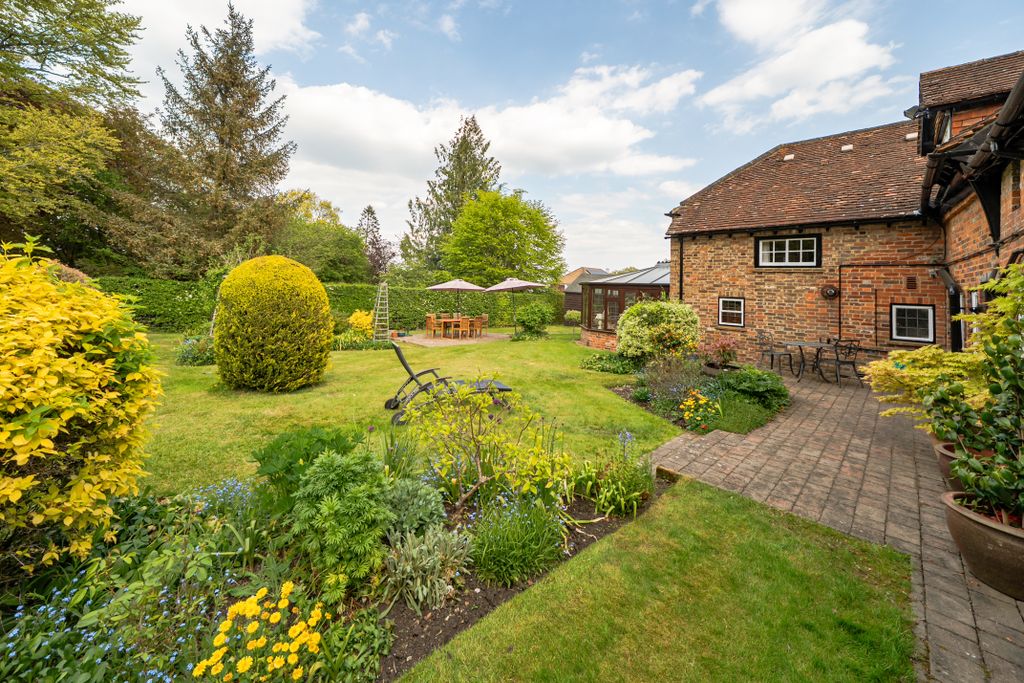 Property photo 3 of 23