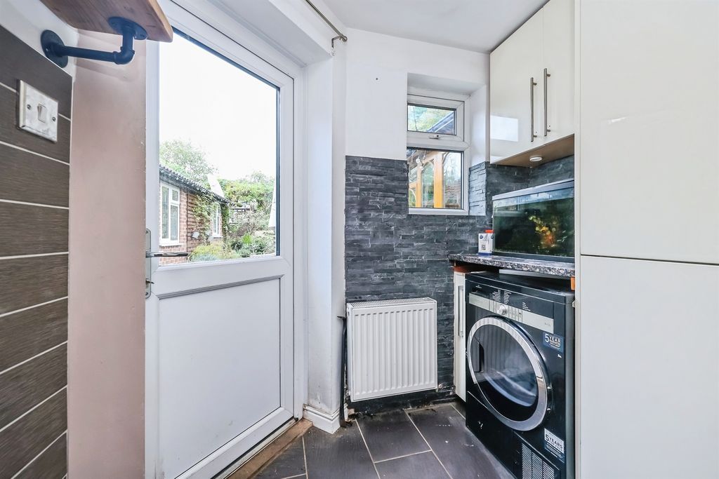Additional image 7 of 5 bed detached house for saleQuarry Hill Road, Ilkeston DE7