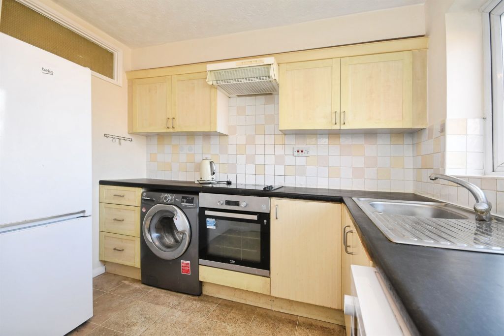 Property photo 2 of 14