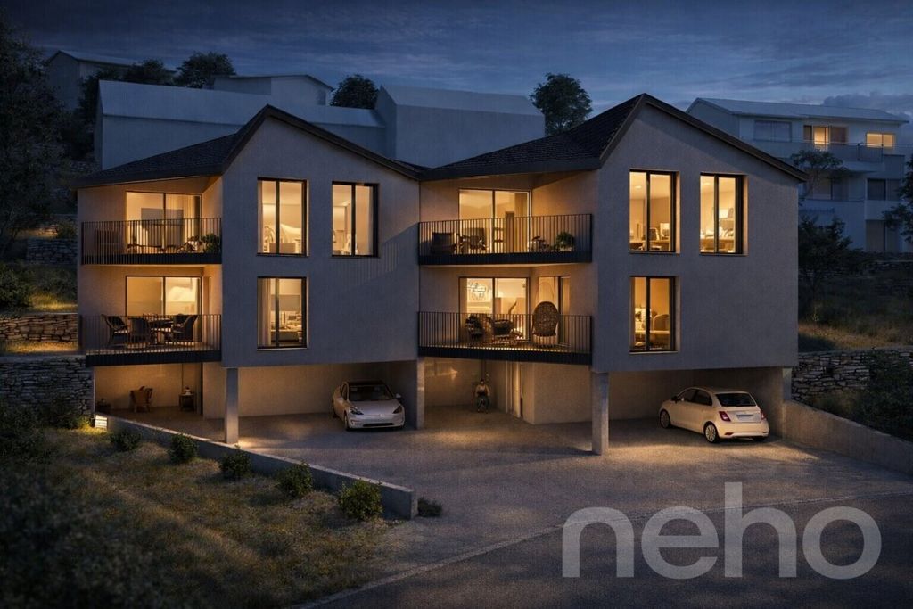 Property photo 3 of 6