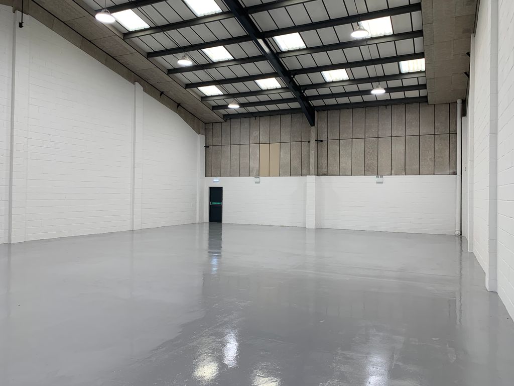 Property photo 3 of 6