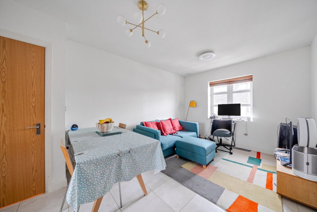 Property photo 3 of 10 Picture No. 19