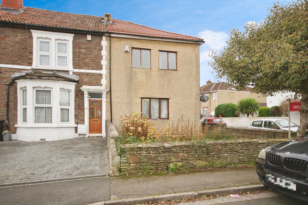 Property photo 1 of 17 Photography