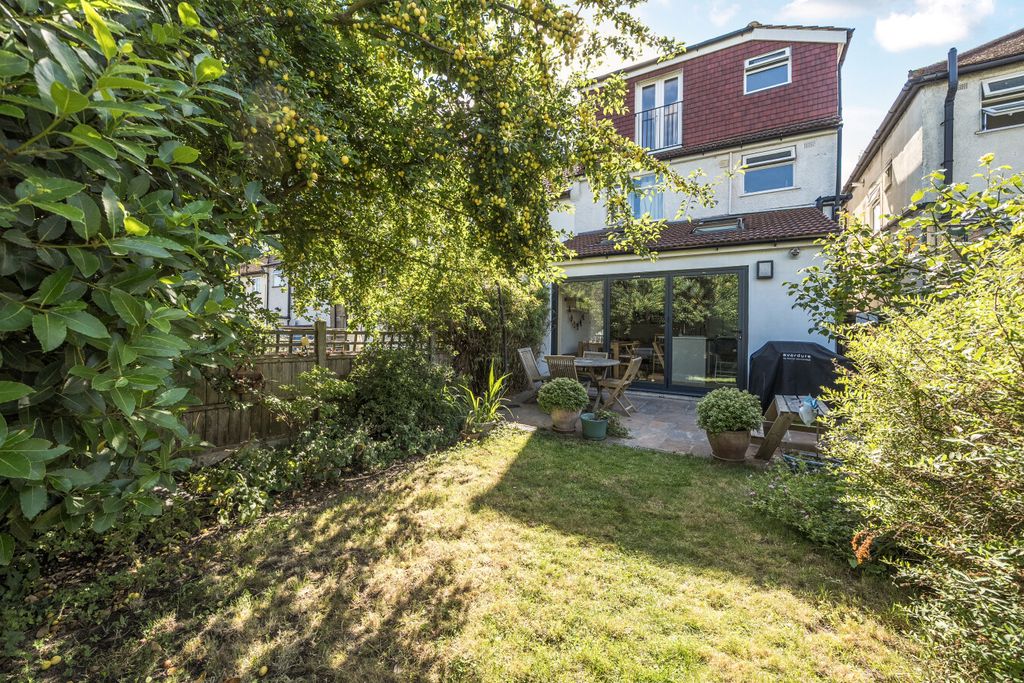 Property photo 3 of 15 1-6A439d091Cb2B-1...