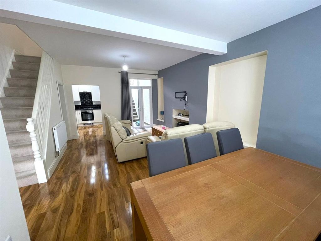 Property photo 3 of 20 Img-20241025-Wa0007.Jpg