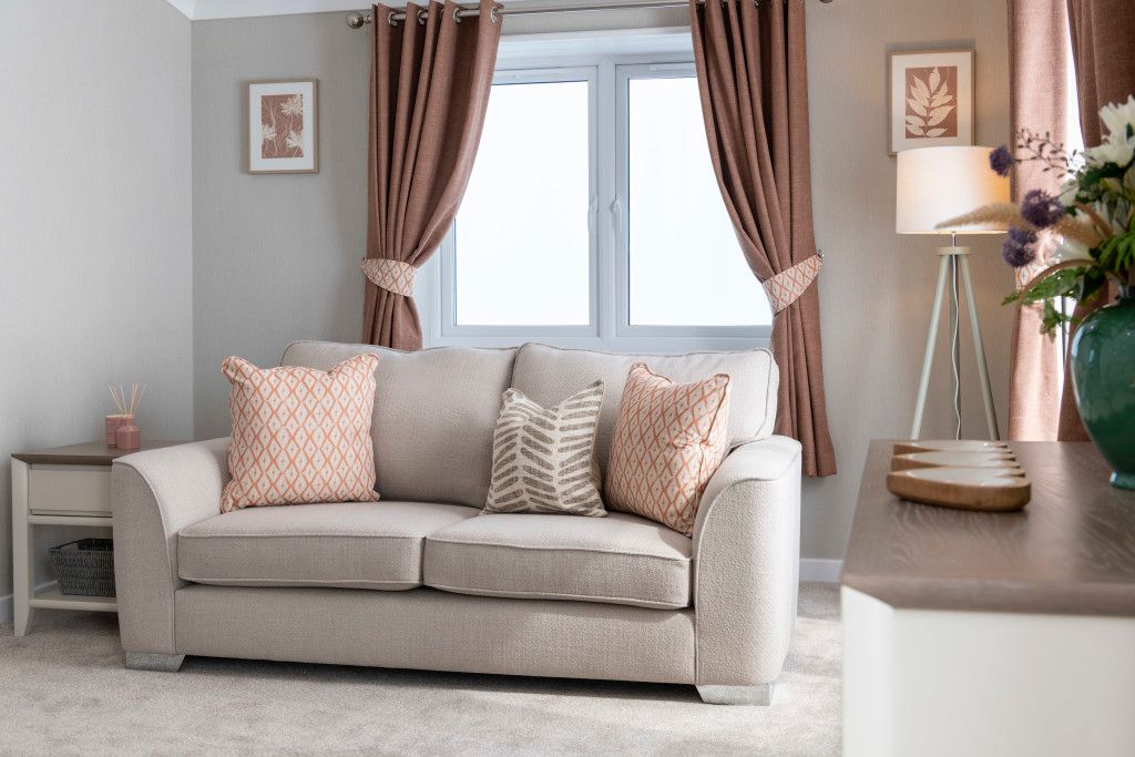 Property photo 2 of 25