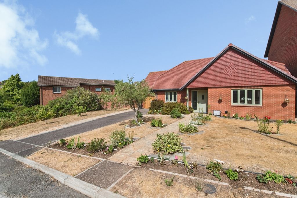 Property photo 1 of 19 Pbox-Img.Jpg