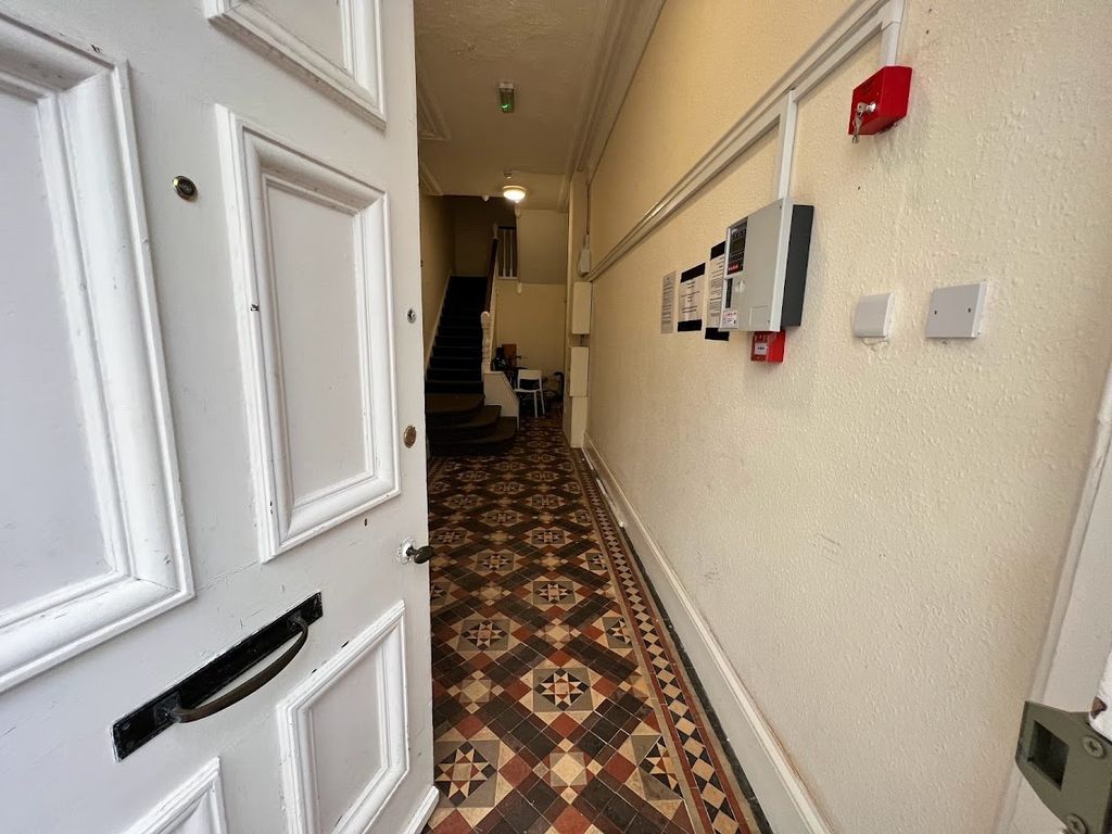 Property photo 2 of 11 Welcoming Entrance Hallway With Decorative Tiled F...
