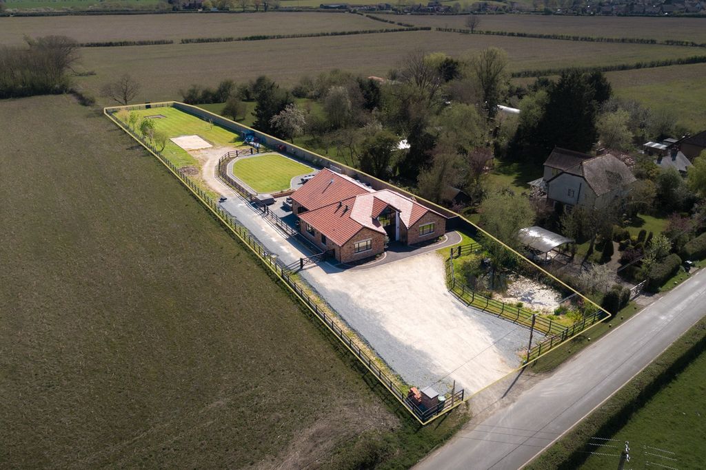 Property photo 2 of 35 5058895