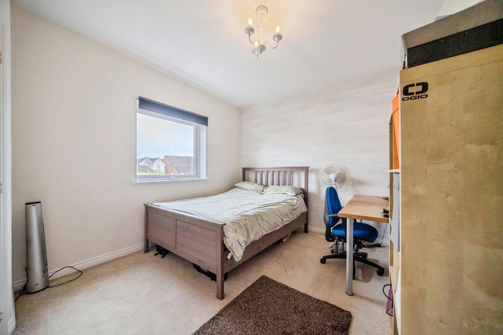 Property photo 3 of 13 Pbox-Img.Jpg