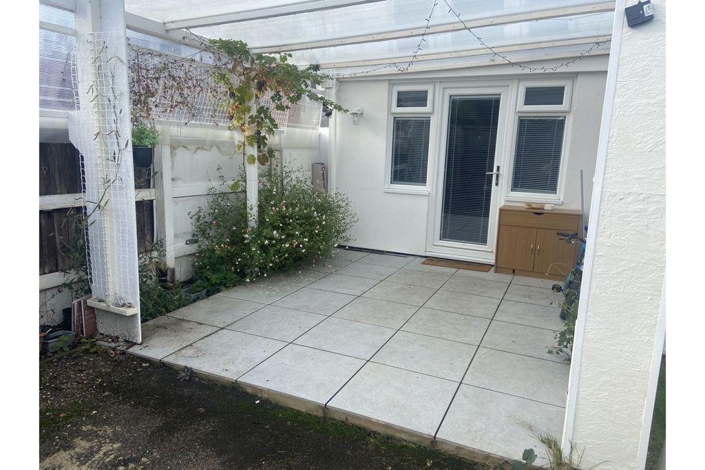 Additional image 18 of 5 bed detached bungalow for saleSwan Meadow, Pewsey SN9