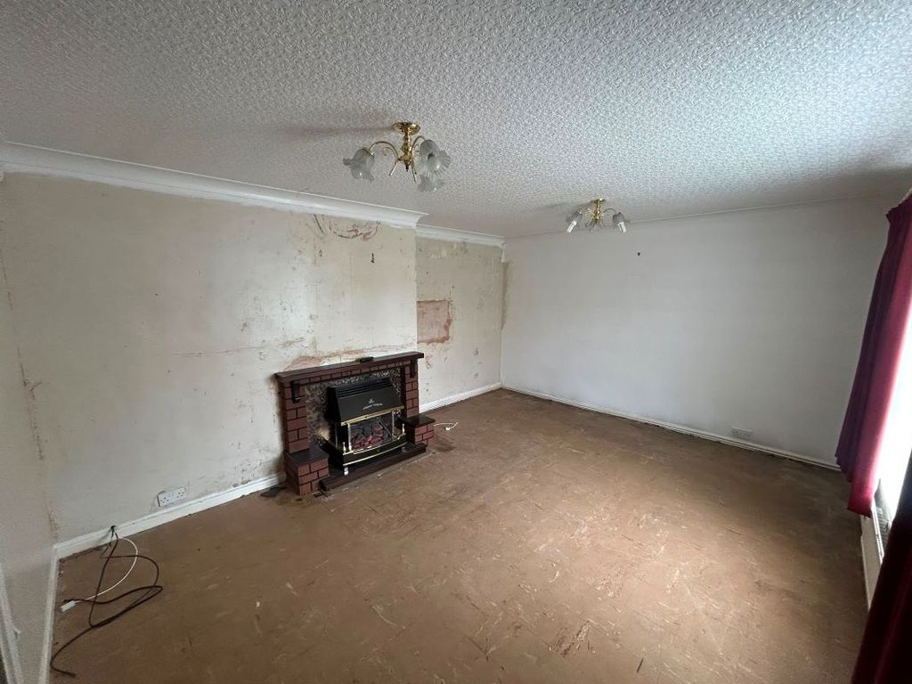 Property photo 3 of 10 Image 3