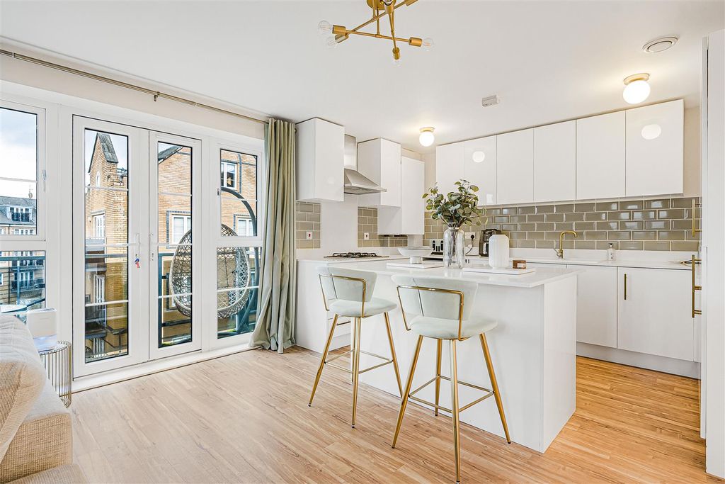 Property photo 1 of 21 23_73599.Jpg