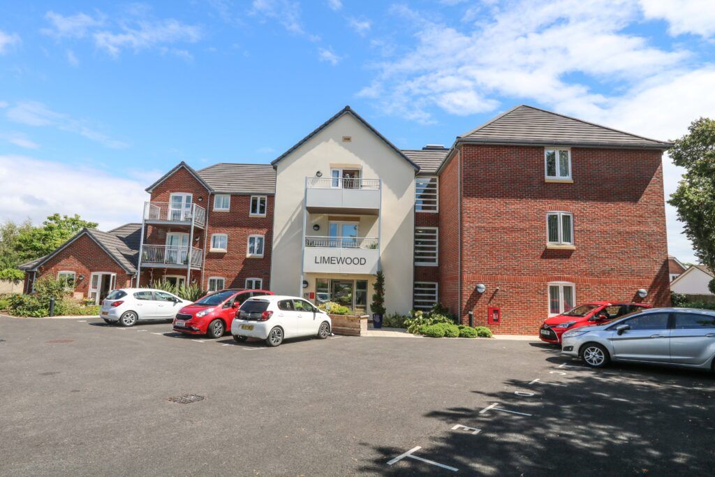 Property photo 1 of 8