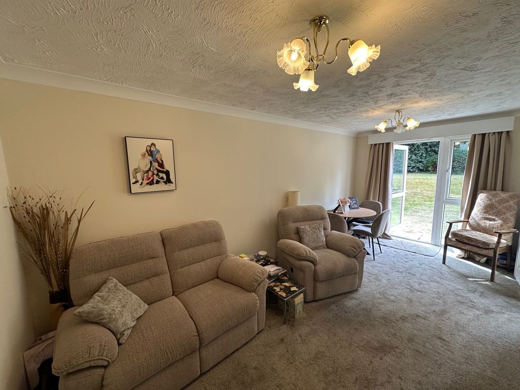 Property photo 3 of 13