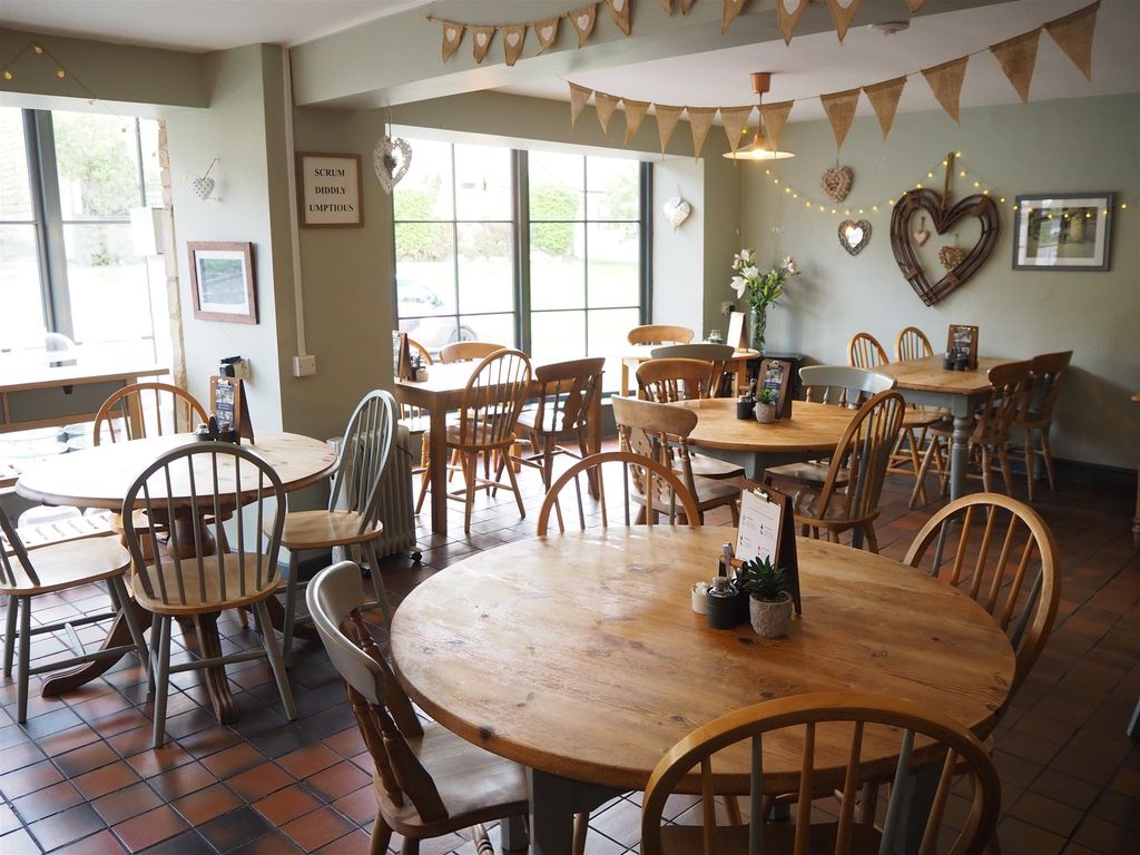 Property photo 2 of 13 Photo 1