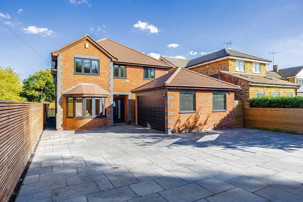 Property photo 1 of 45