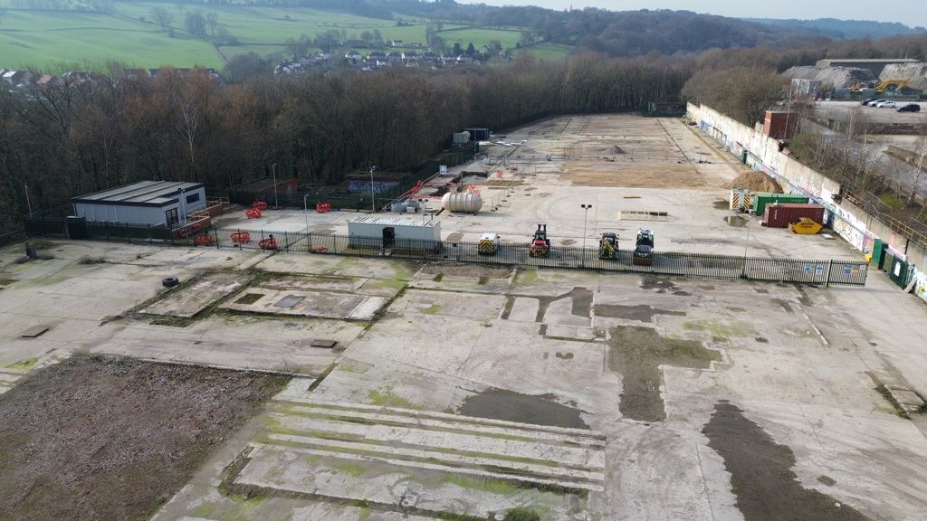 Property photo 2 of 6 Photo 16