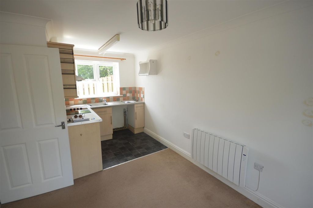 Property photo 3 of 8 i6Hvihjyxea2Tfuerewn6A.Jpg