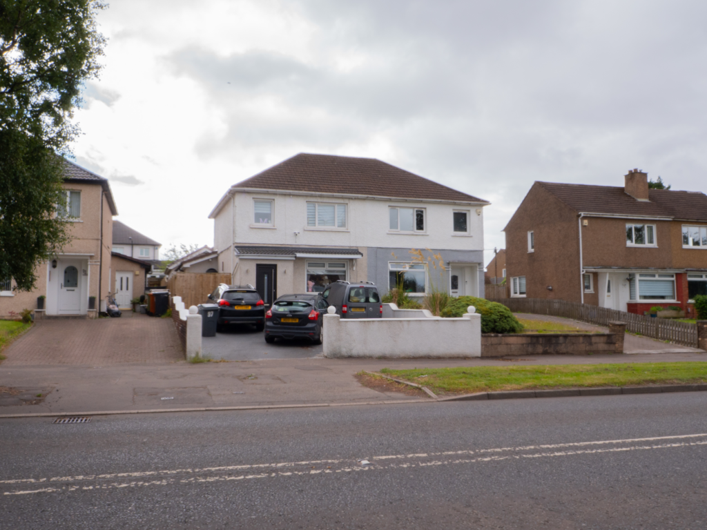 Property photo 1 of 3