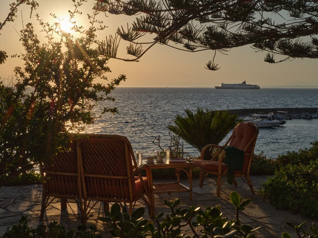 Property photo 1 of 27