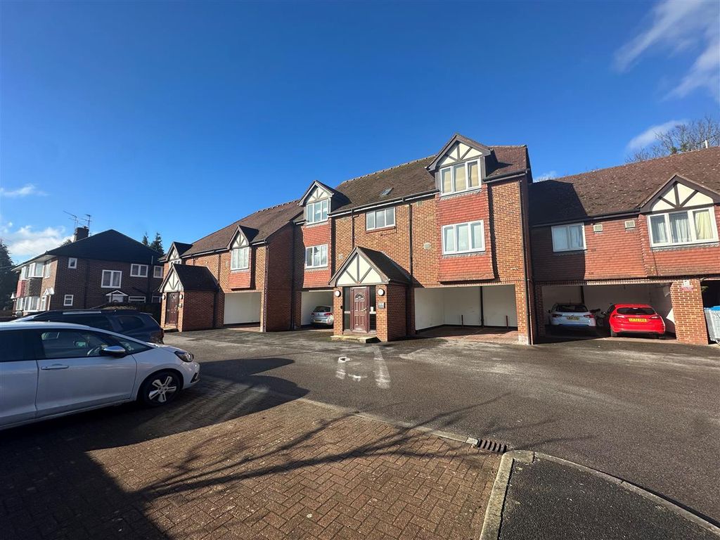 Property photo 1 of 1 Main Picture