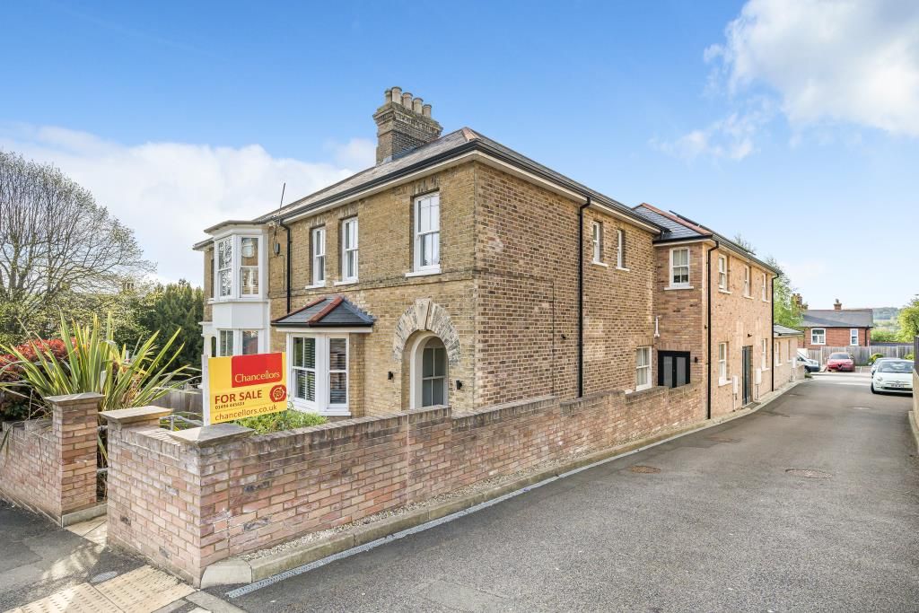 Property photo 1 of 10 External