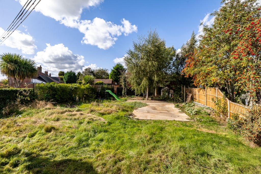 Property photo 2 of 12 Plot Adjacent Puzzledene (North End)-6