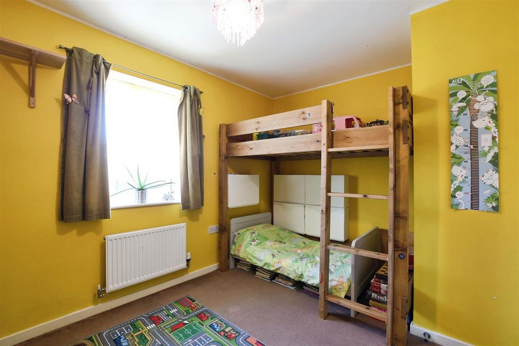 Property photo 2 of 14 Bedroom One