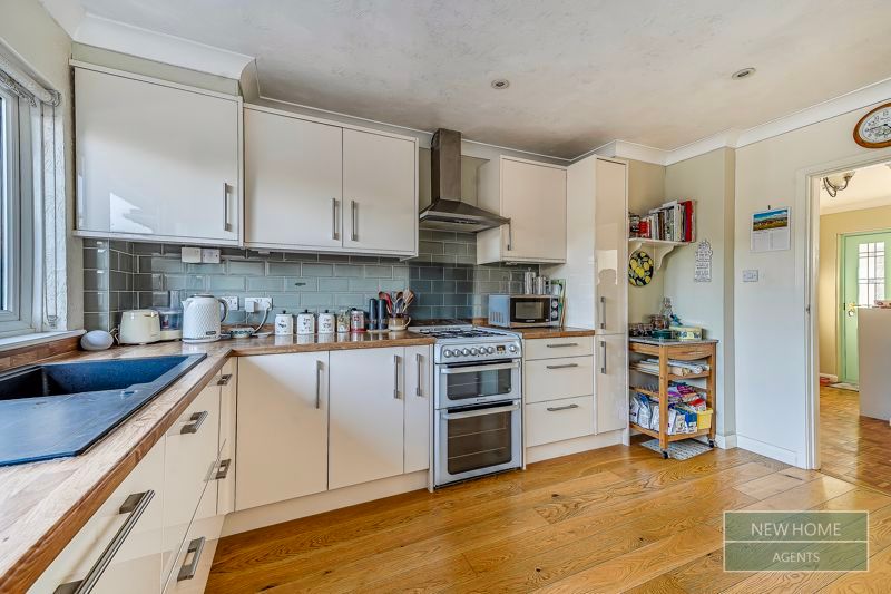 Property photo 2 of 21 Photo 18