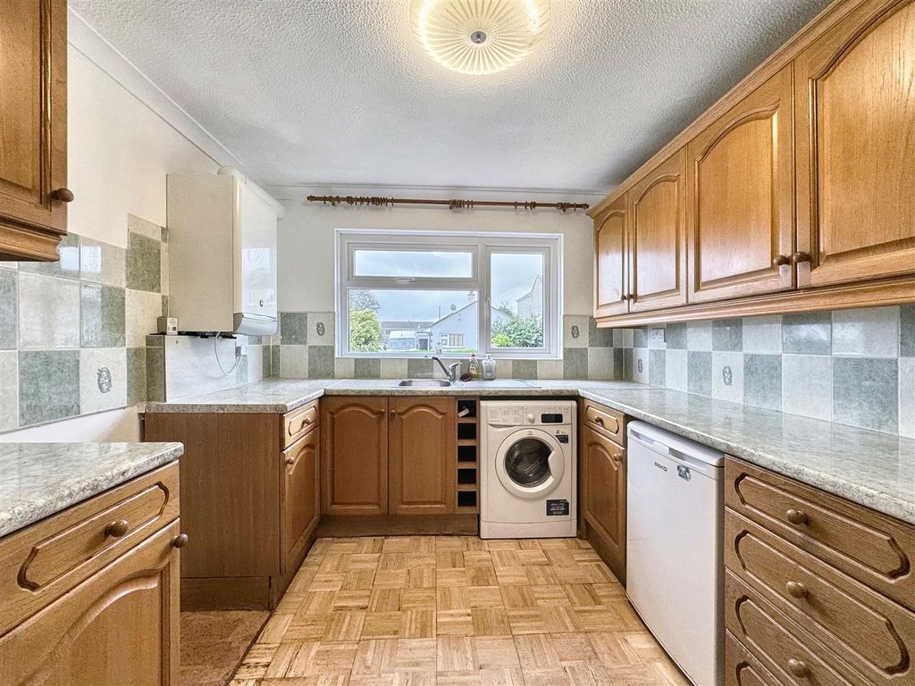 Property photo 3 of 19