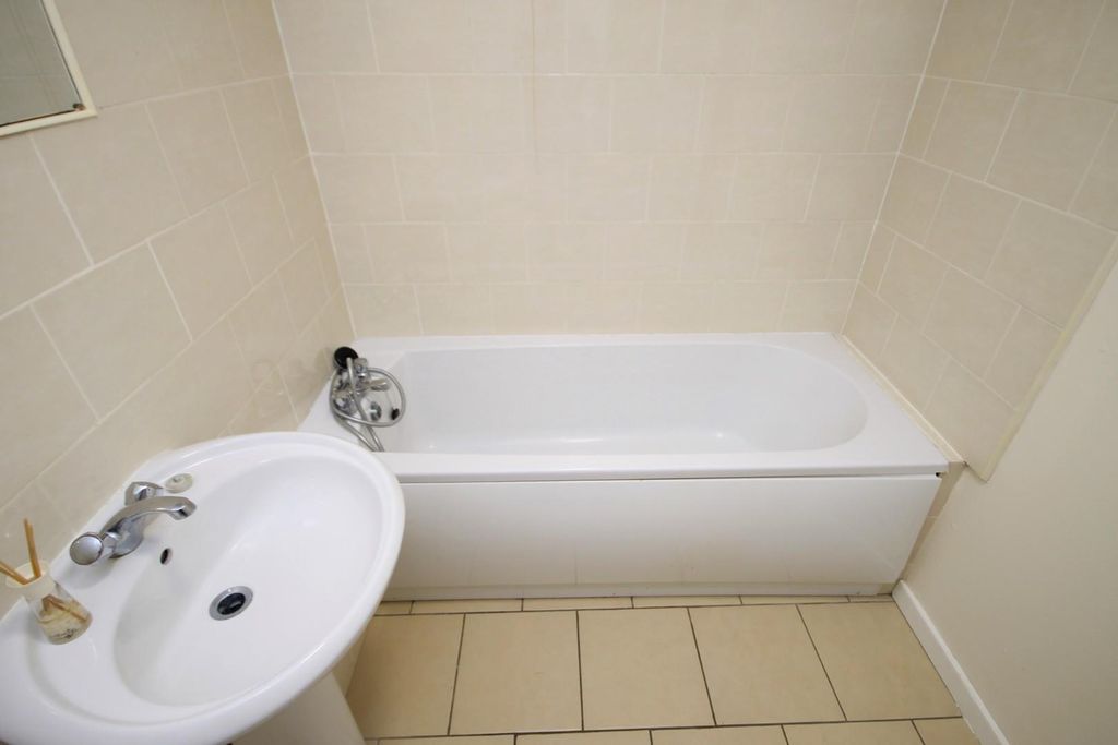 Additional image 6 of 2 bed flat for saleStonethwaite Close, Bakers Mead, Hartlepool TS24