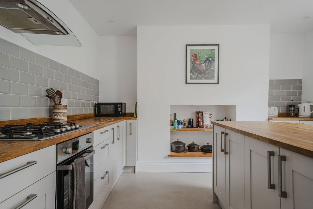 Additional image 21 of 4 bed semi-detached house for saleWest Cliff Road, Ramsgate CT11