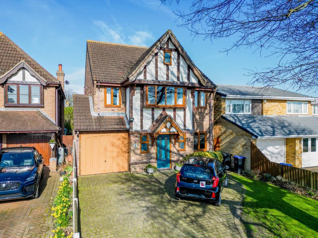 Property photo 1 of 35