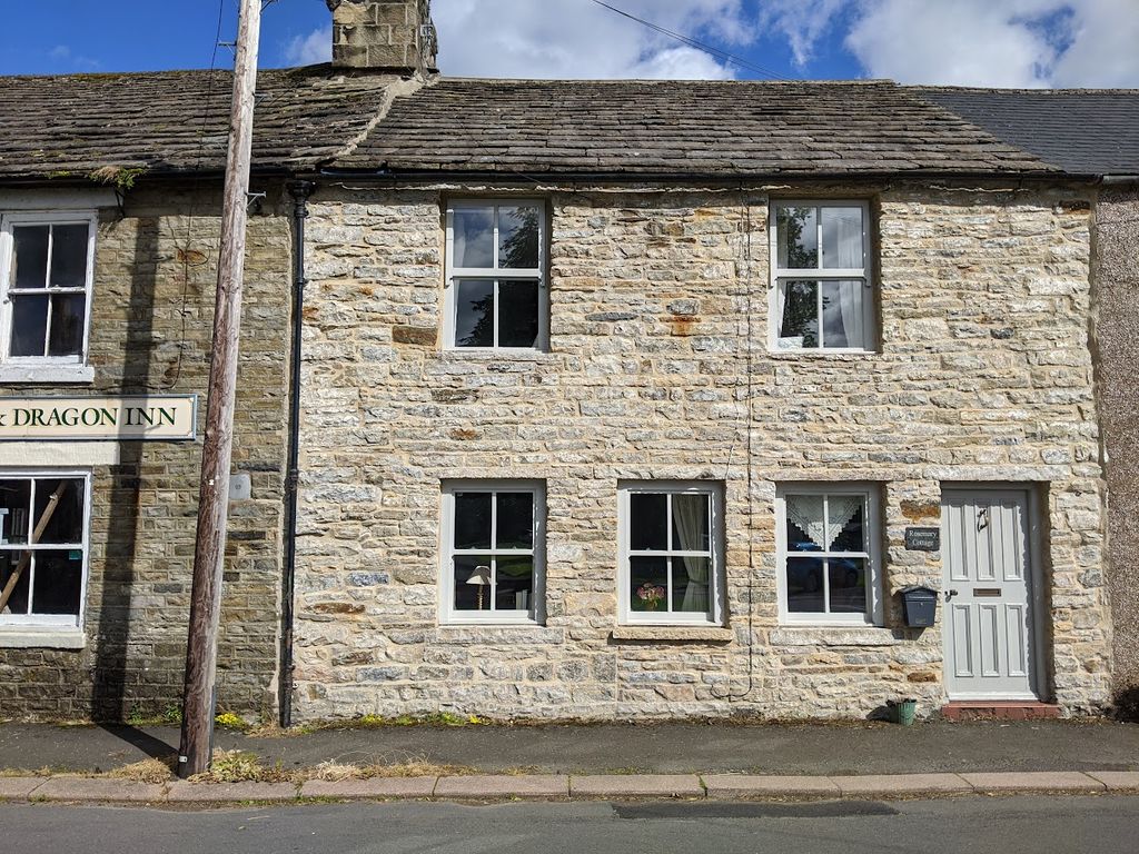 Property photo 1 of 25