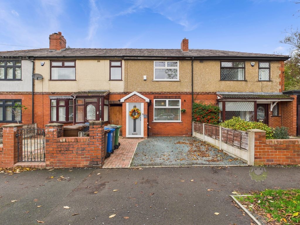 Property photo 2 of 14 Cam05477G0-Pr0012-Still001