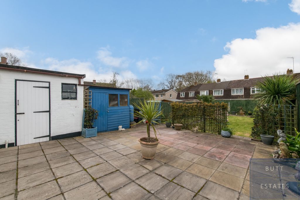 Property photo 2 of 12