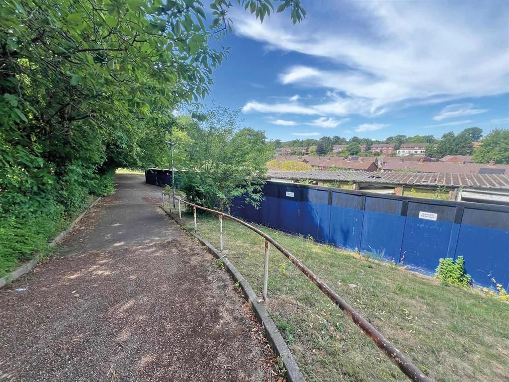 Property photo 3 of 5