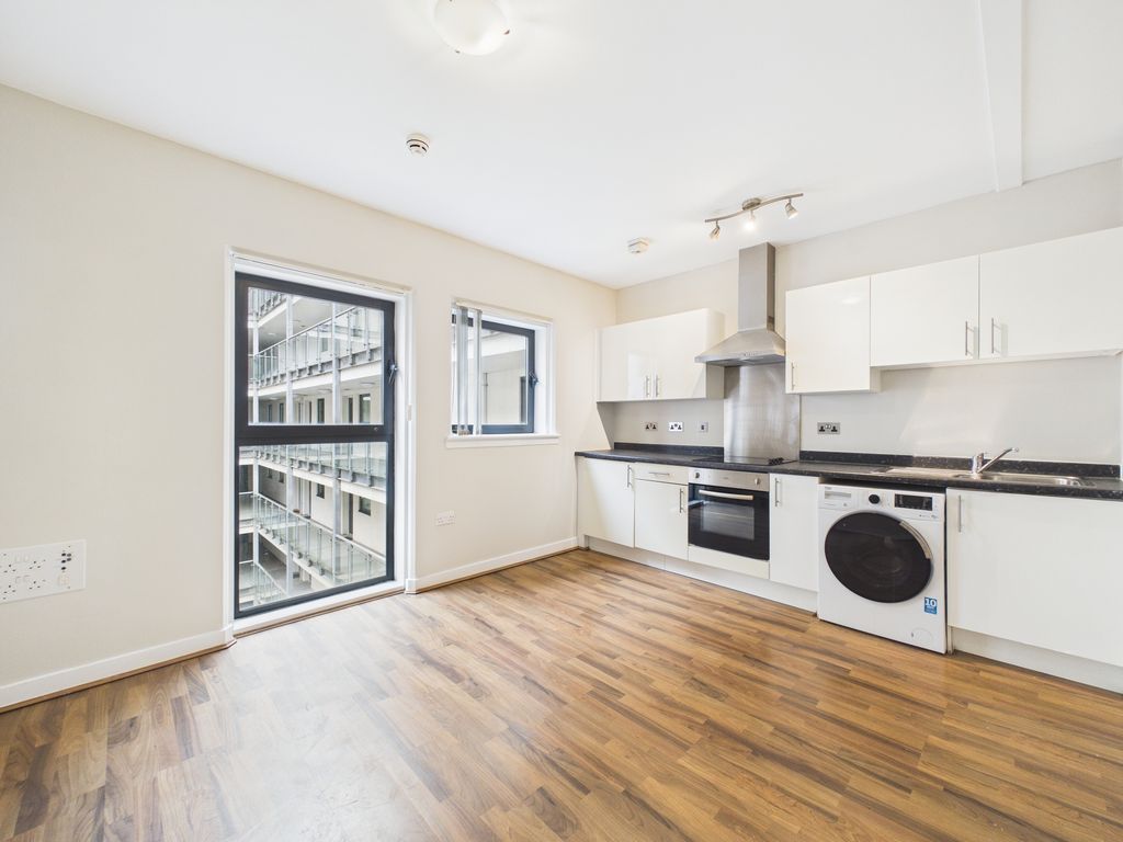 Property photo 1 of 6