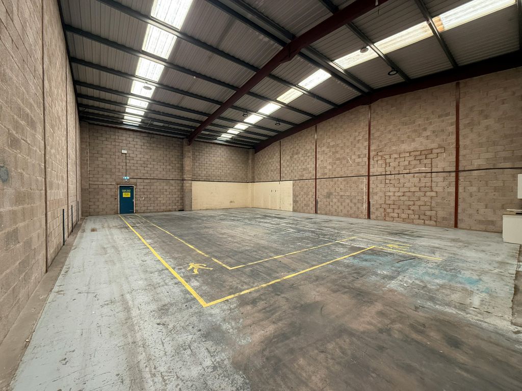 Property photo 3 of 5 3. Internal Photo Warehouse.Jpg