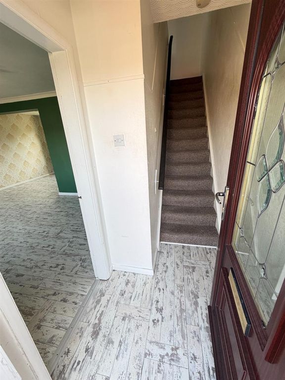 Property photo 2 of 16 Entrance