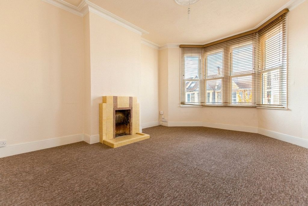 Property photo 2 of 8 Picture No. 09