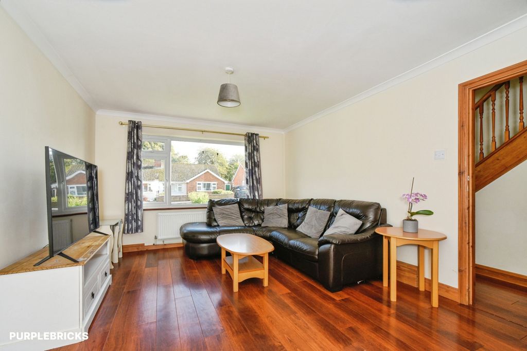 Property photo 2 of 23