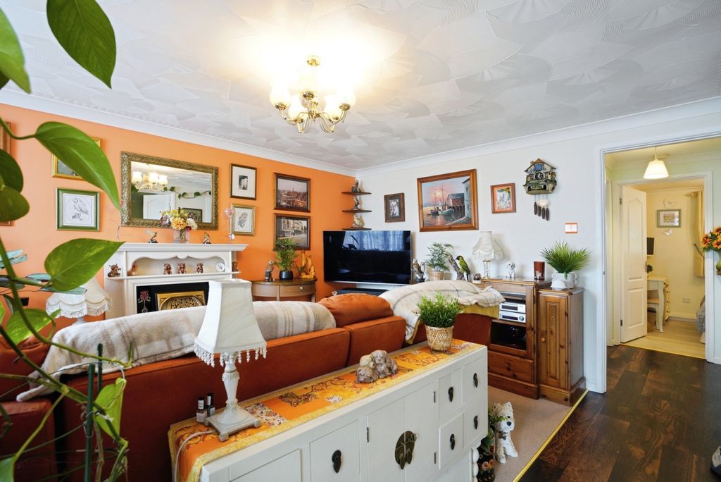 Property photo 3 of 29 Pbox-Img.Jpg