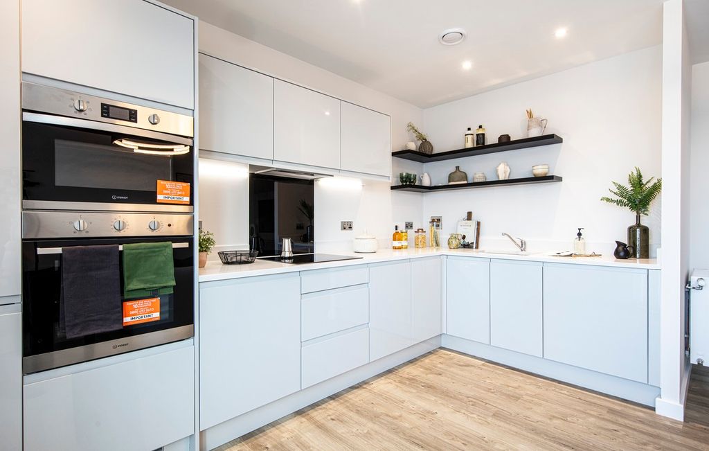 Property photo 1 of 7 Fairview New Homes - Zoopla -