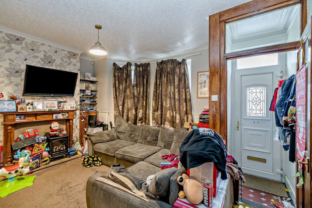Property photo 2 of 15