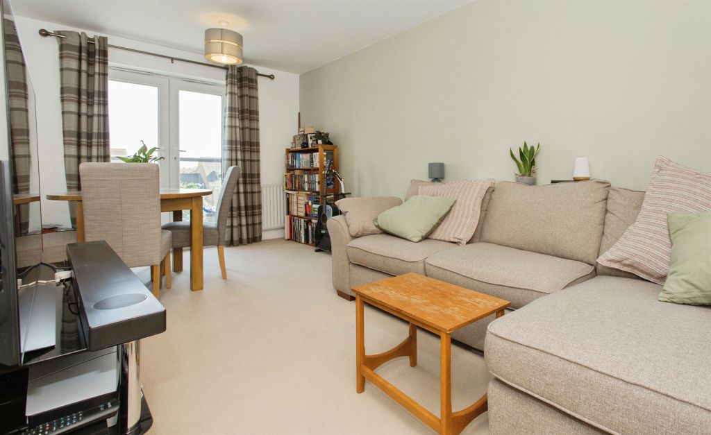 Property photo 2 of 11