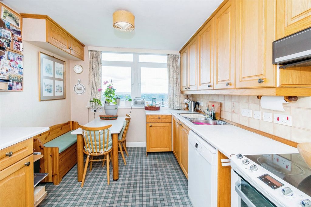 Property photo 3 of 16 Picture No. 35